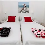 Large Between Split And Trogir Apartman *
